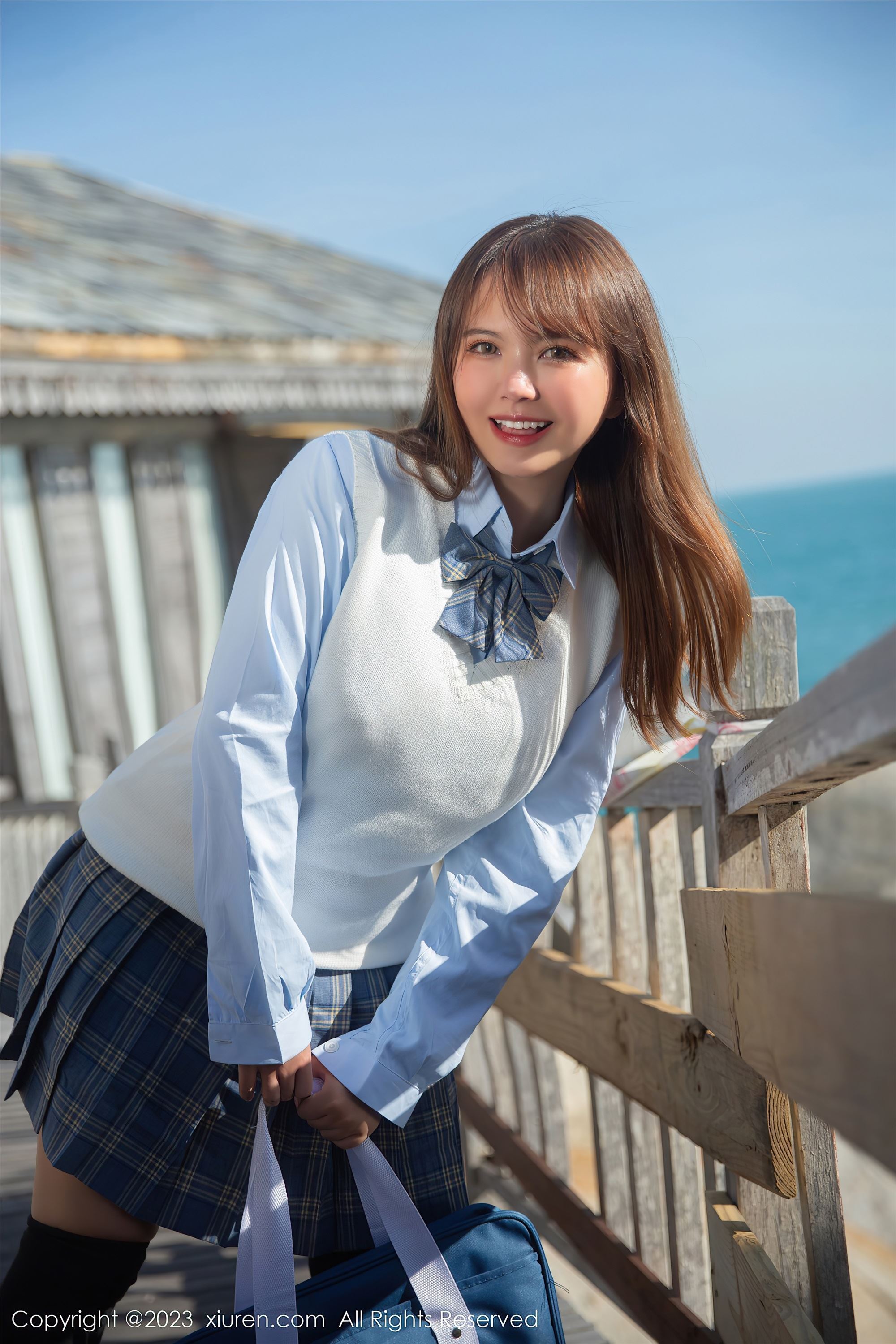 XiuRen秀人网  2023.03.16 NO.6423 张思允Nice 三亚旅拍